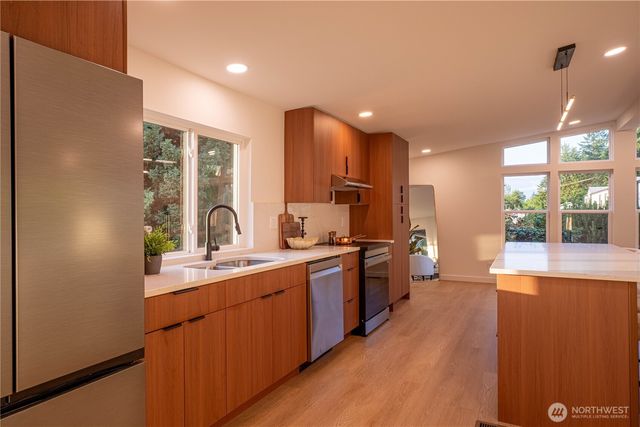 23824 100th Avenue E, Graham, WA 98338