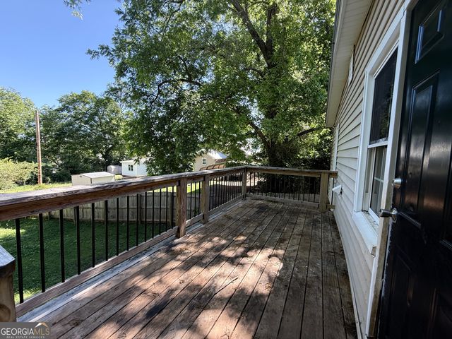 2 Wilson Street, Manchester, GA 31816
