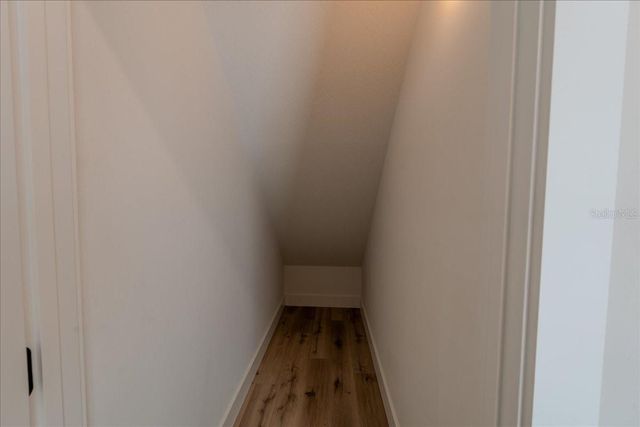 10510 CHELMSFORD WAY, Tampa, FL 33626