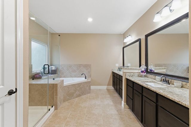 203 Magnolia Reserve Loop, Magnolia, TX 77354