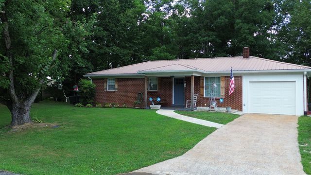 722 Hickory St, Centerville, TN 37033