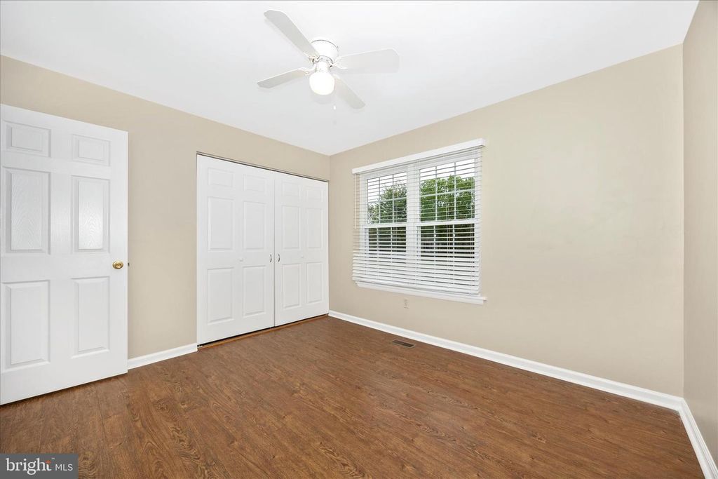 Image 21 of property listing at 11005 HORSESHOE DR, Frederick, MD 21701