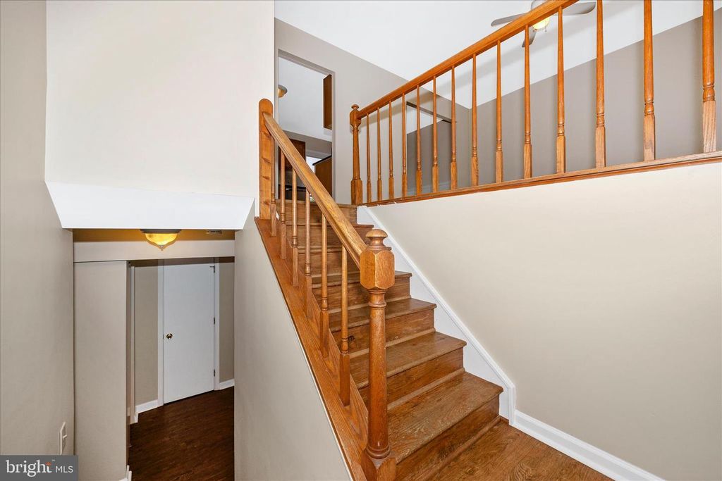 Image 24 of property listing at 11005 HORSESHOE DR, Frederick, MD 21701