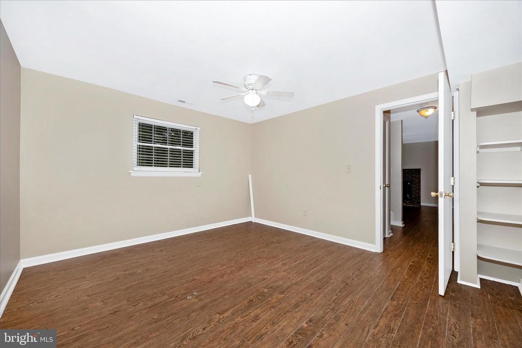 Image 35 of property listing at 11005 HORSESHOE DR, Frederick, MD 21701