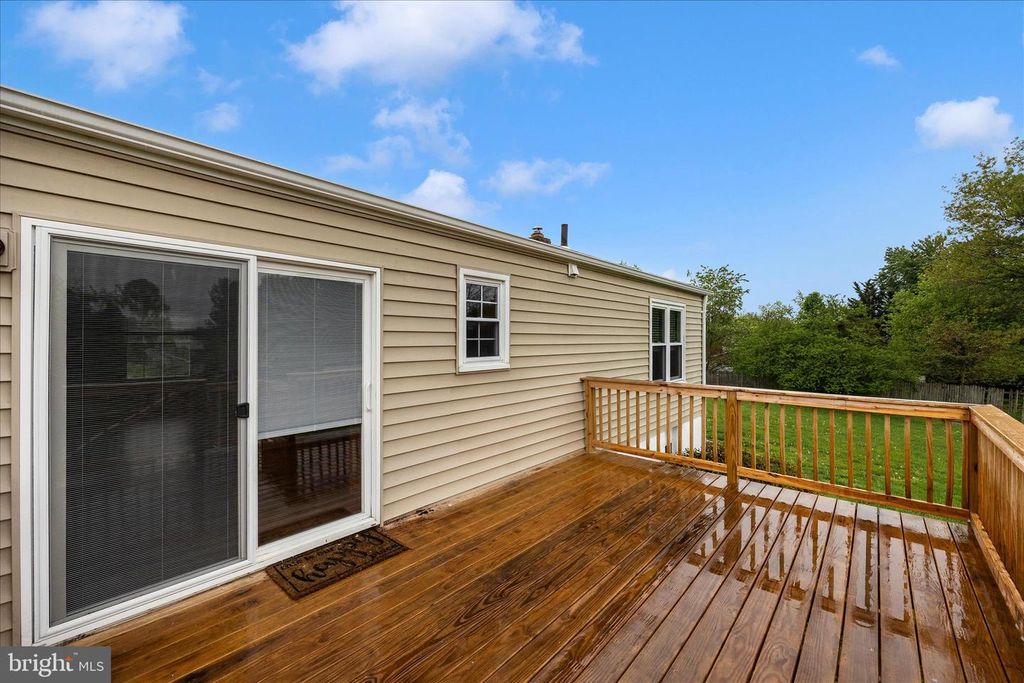 Image 42 of property listing at 11005 HORSESHOE DR, Frederick, MD 21701