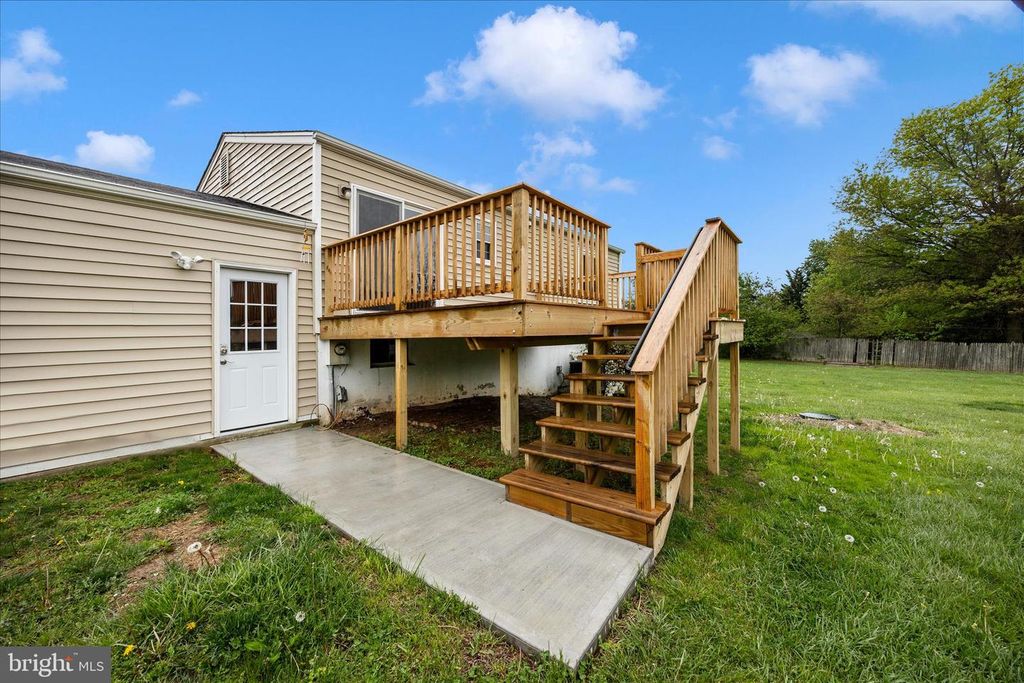 Image 46 of property listing at 11005 HORSESHOE DR, Frederick, MD 21701