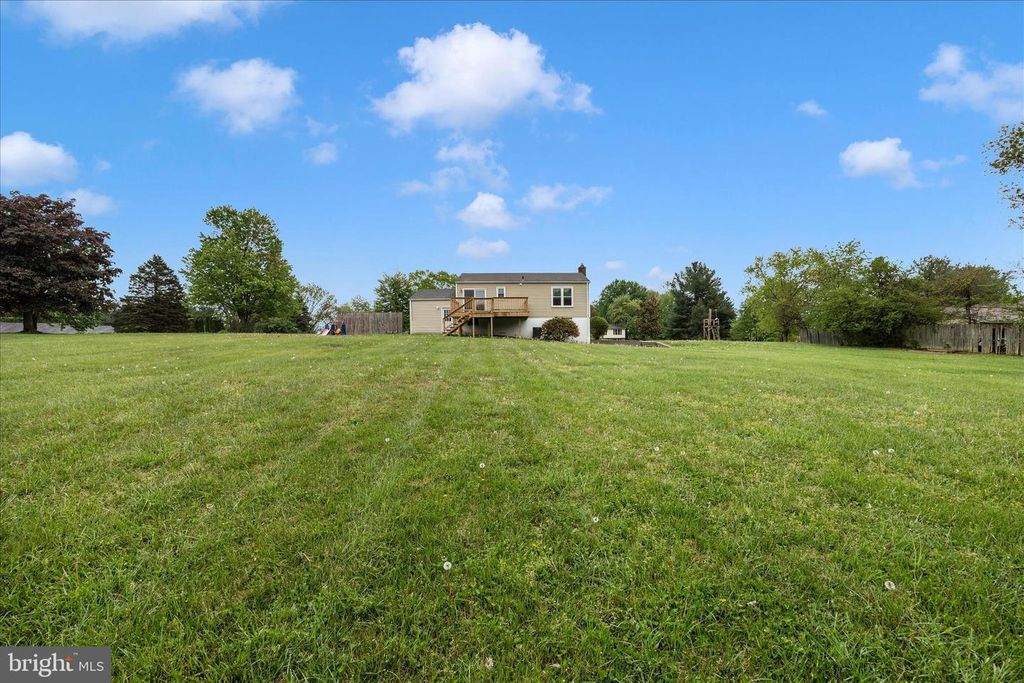 Image 48 of property listing at 11005 HORSESHOE DR, Frederick, MD 21701