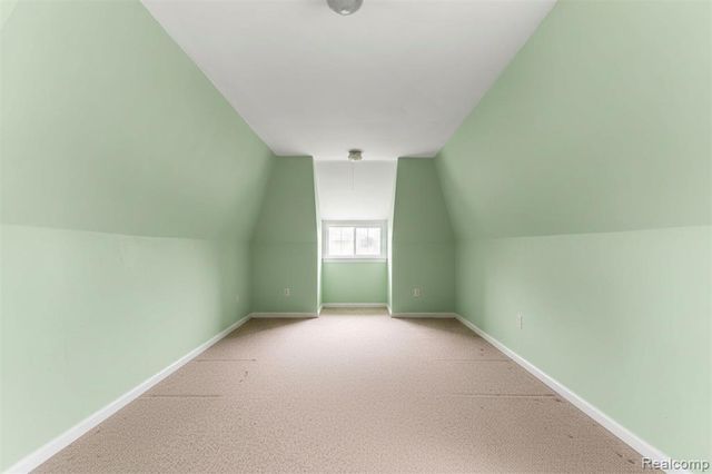 3001 Seminole Street, Detroit, MI 48214
