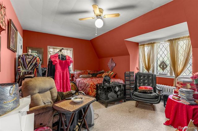 3001 Seminole Street, Detroit, MI 48214