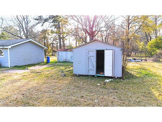 1330 Hwy 1131, Vidor, TX 77662