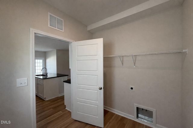 24 W Emily Gardens Drive, Selma, NC 27576