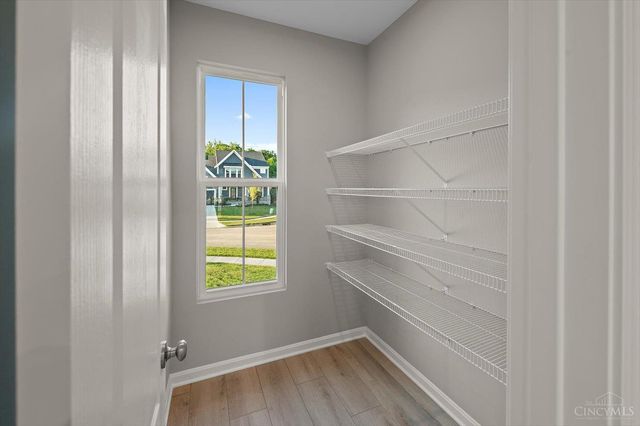 2587 Golden Leaf Drive, Beavercreek, OH 45431