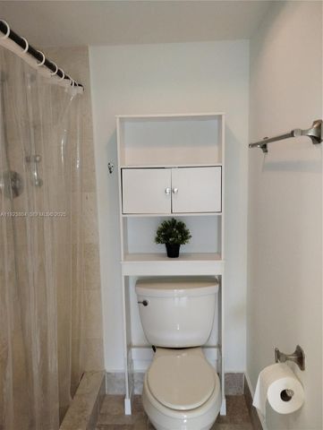 901 SW 128th Ter 103A, Pembroke Pines, FL 33027