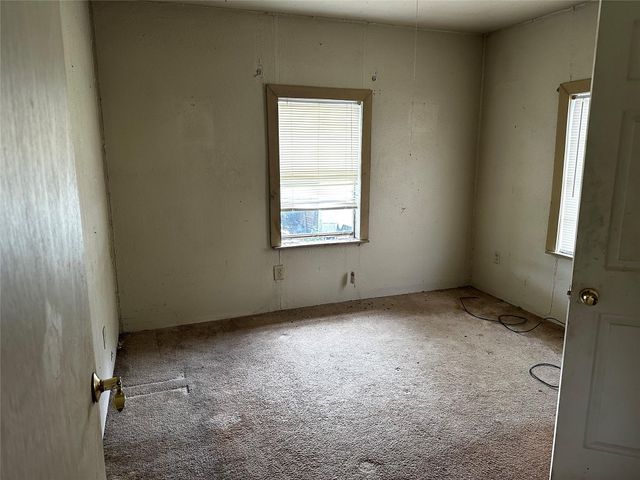 213 W Lobit Street, Baytown, TX 77520