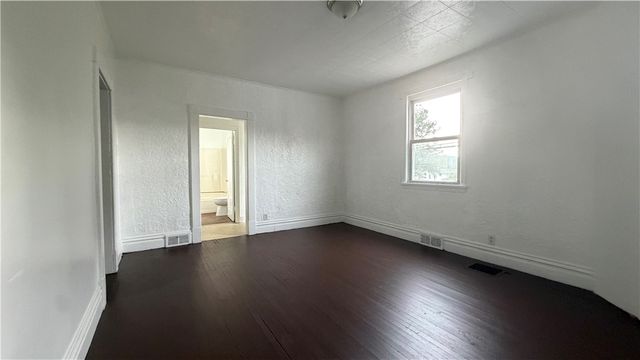 1633 Leishman Ave, Arnold, PA 15068