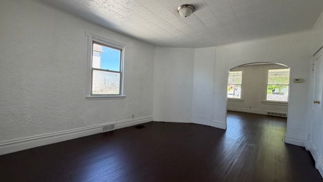 1633 Leishman Ave, Arnold, PA 15068