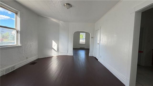 1633 Leishman Ave, Arnold, PA 15068