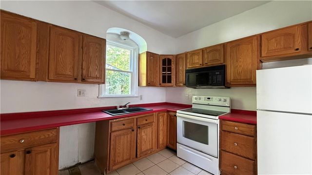 1633 Leishman Ave, Arnold, PA 15068