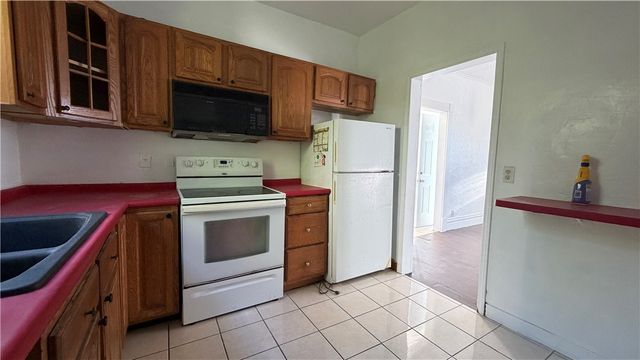 1633 Leishman Ave, Arnold, PA 15068