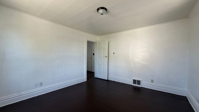 1633 Leishman Ave, Arnold, PA 15068
