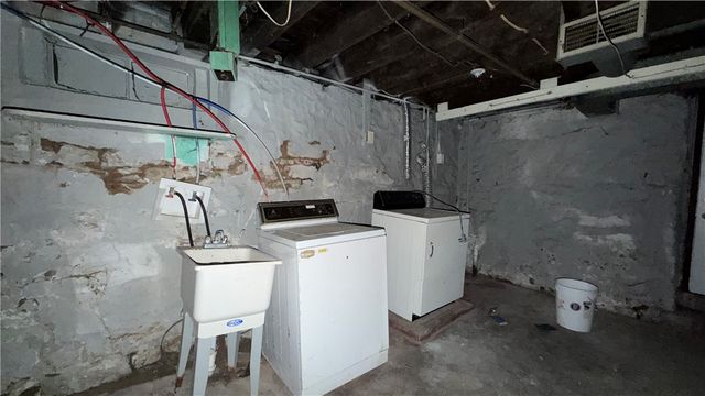 1633 Leishman Ave, Arnold, PA 15068