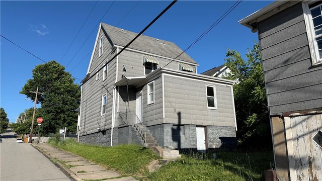 1633 Leishman Ave, Arnold, PA 15068