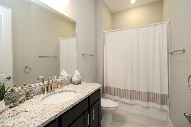 15765 Cortina ST, Naples, FL 34114