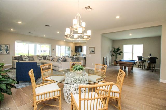 15765 Cortina ST, Naples, FL 34114