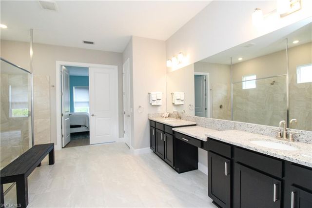15765 Cortina ST, Naples, FL 34114