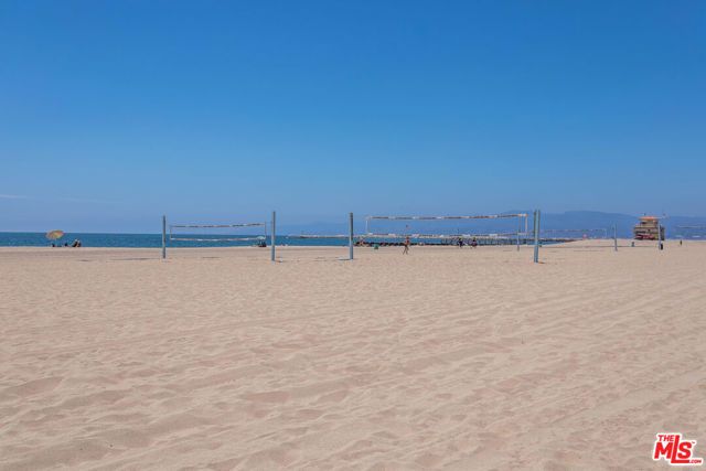 7045 Trolleyway, Playa Del Rey (los Angeles), CA 90293