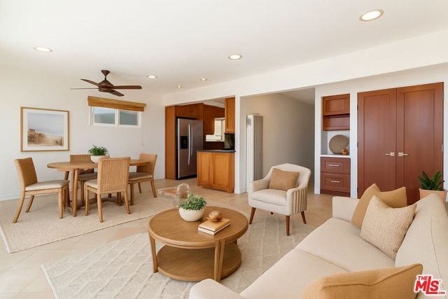 7045 Trolleyway, Playa Del Rey (los Angeles), CA 90293