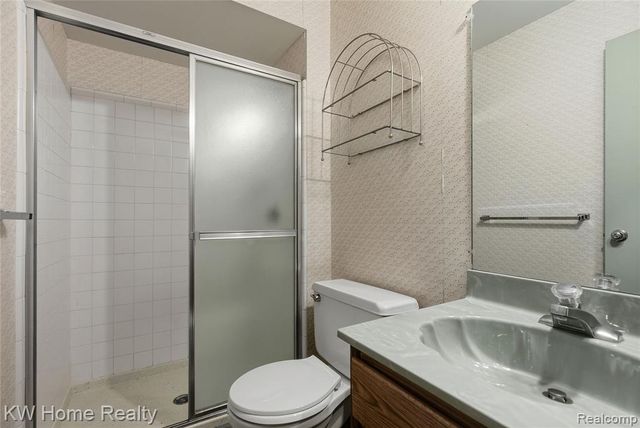 17524 Park Street, Livonia, MI 48152