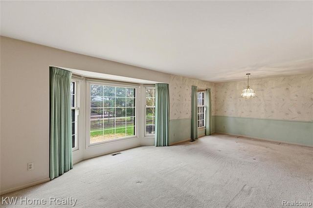 17524 Park Street, Livonia, MI 48152