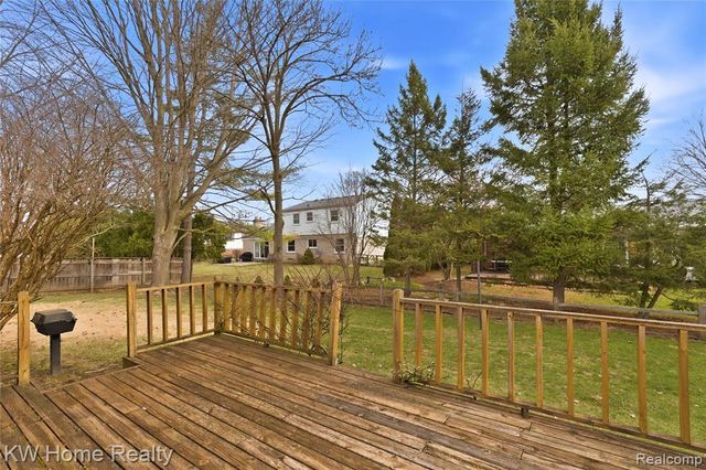 17524 Park Street, Livonia, MI 48152