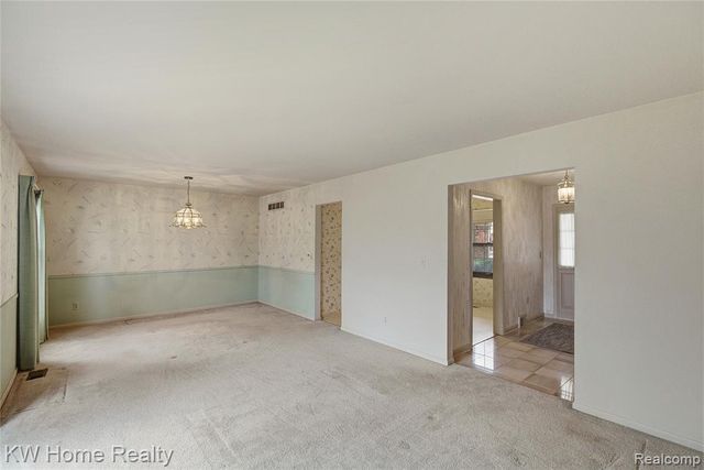 17524 Park Street, Livonia, MI 48152