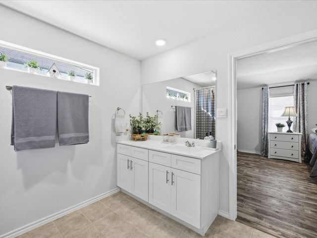 521 Bronze Circle E, Springtown, TX 76082