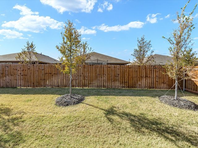 521 Bronze Circle E, Springtown, TX 76082