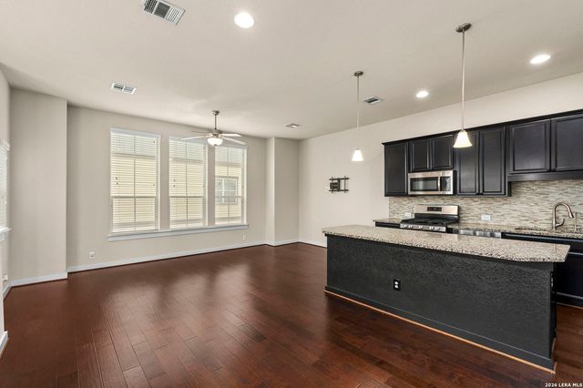 2003 McCullough, San Antonio, TX 78212