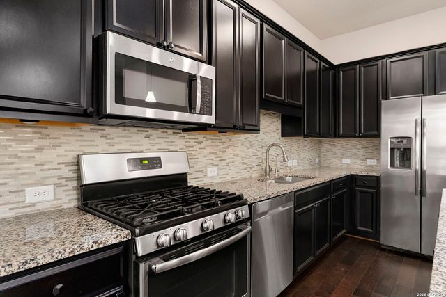 2003 McCullough, San Antonio, TX 78212