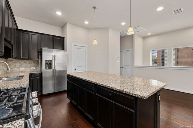 2003 McCullough, San Antonio, TX 78212