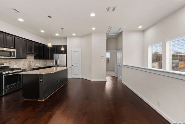 2003 McCullough, San Antonio, TX 78212