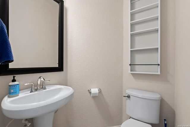 2003 McCullough, San Antonio, TX 78212