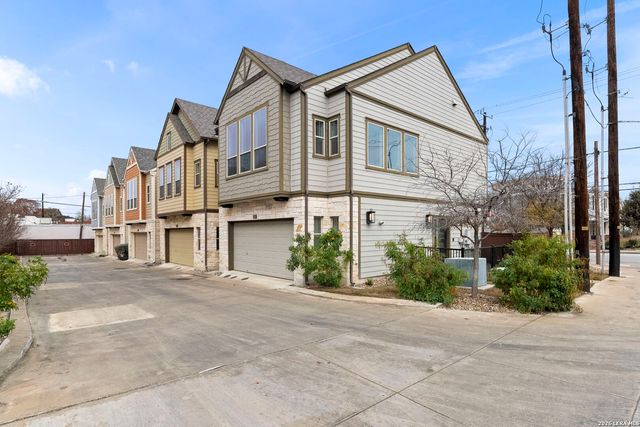 2003 McCullough, San Antonio, TX 78212