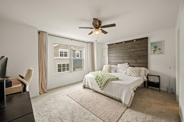 799 Roselyn Drive, Victoria, MN 55386