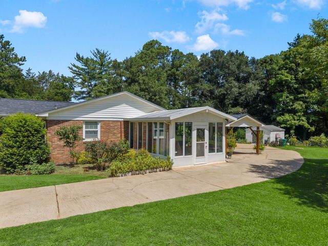 823 Wilkinsville Highway, Gaffney, SC 29340