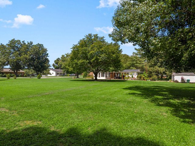 823 Wilkinsville Highway, Gaffney, SC 29340