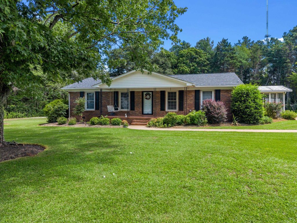 823 Wilkinsville Highway, Gaffney, SC 29340