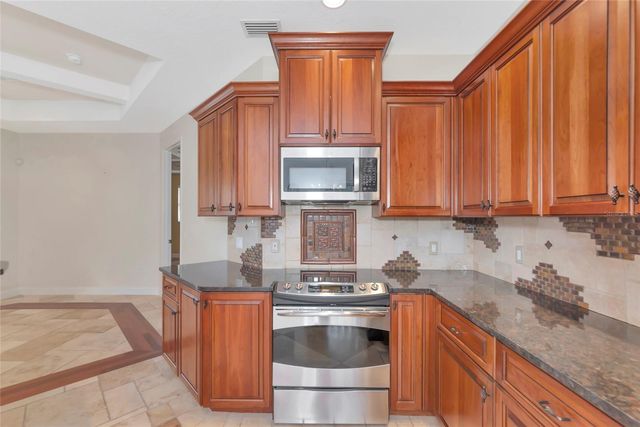 5624 AARON COURT, Sarasota, FL 34232