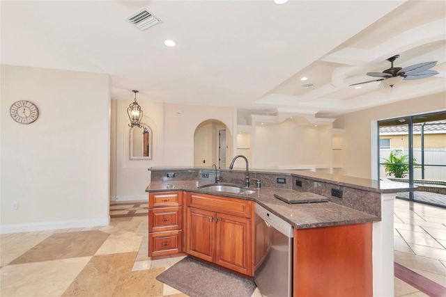 5624 AARON COURT, Sarasota, FL 34232
