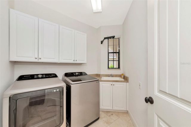 5624 AARON COURT, Sarasota, FL 34232